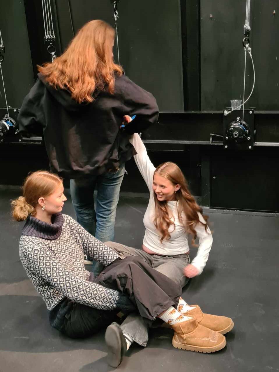 420252400 661094666000394 5293401781290324803 N