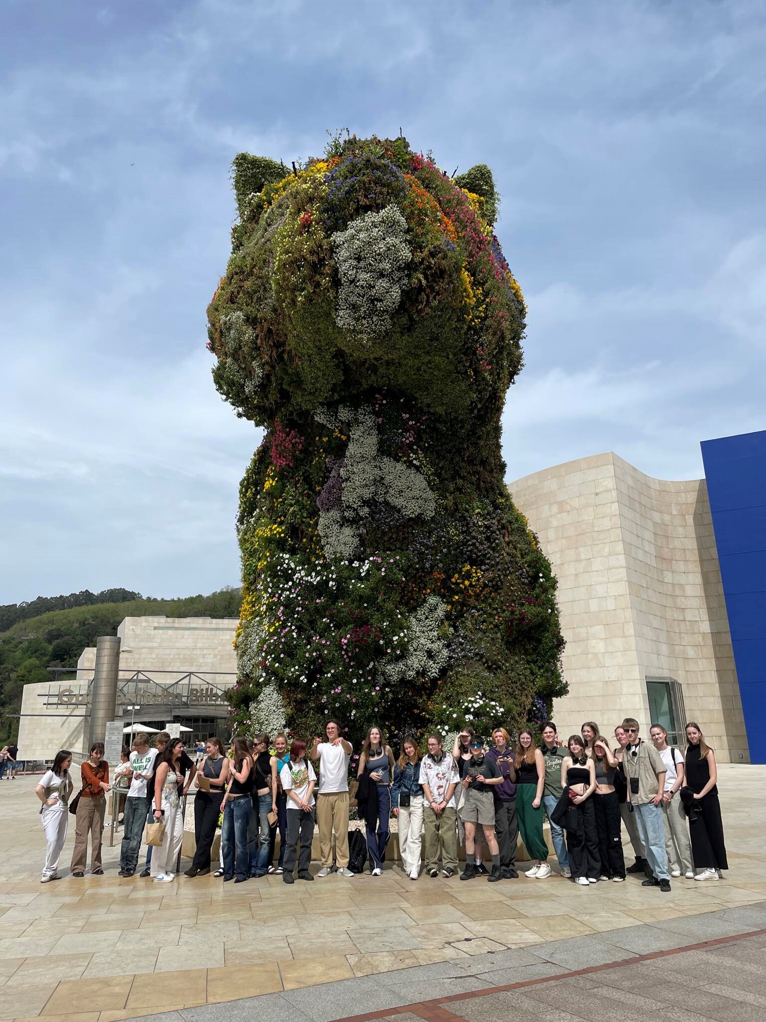 12C6896c 141E 4572 A936 34144B5d16ab