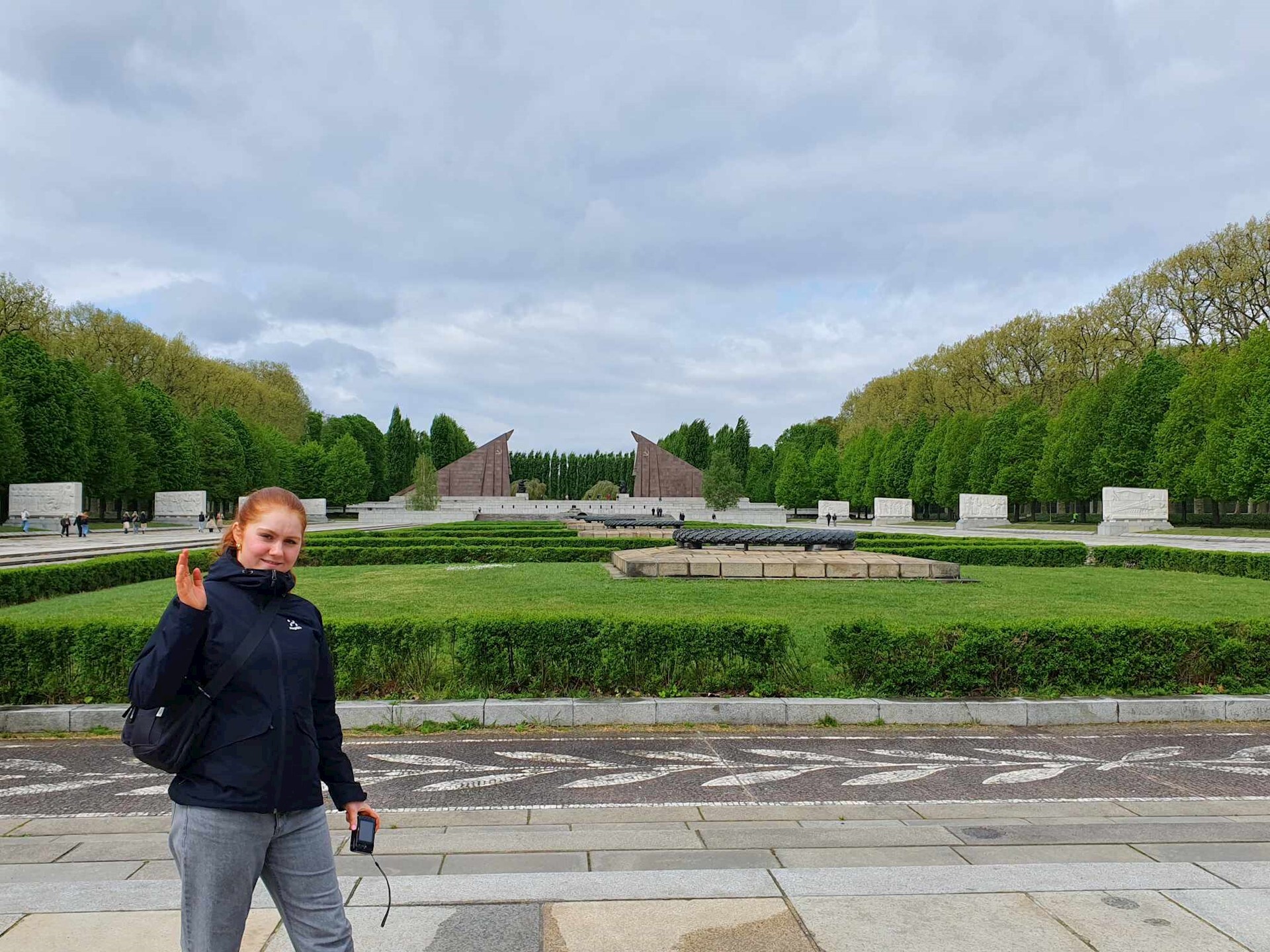 436363112 465383909159507 7538588245530524610 N