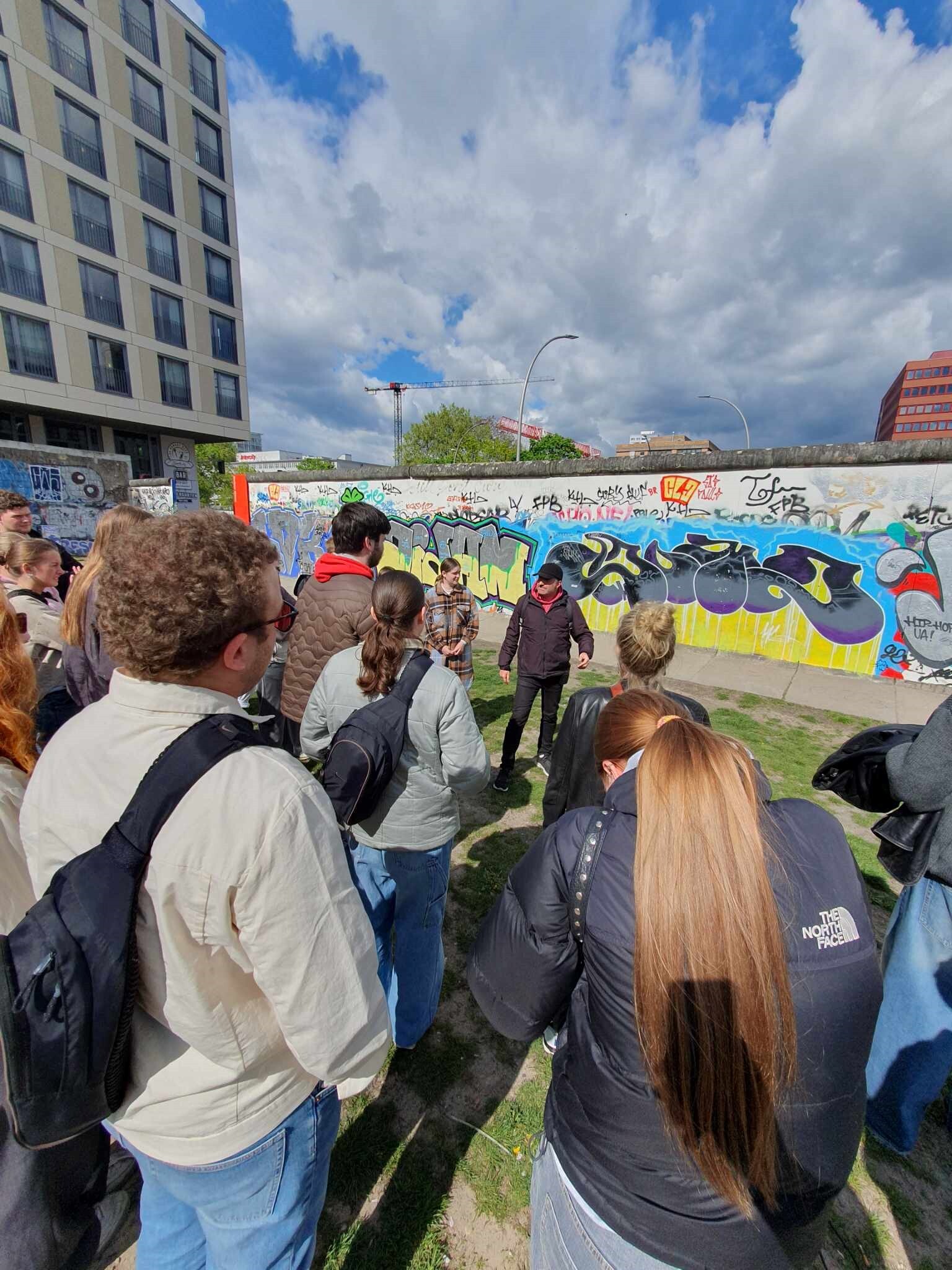 436704735 408899925261314 95836335612869505 N