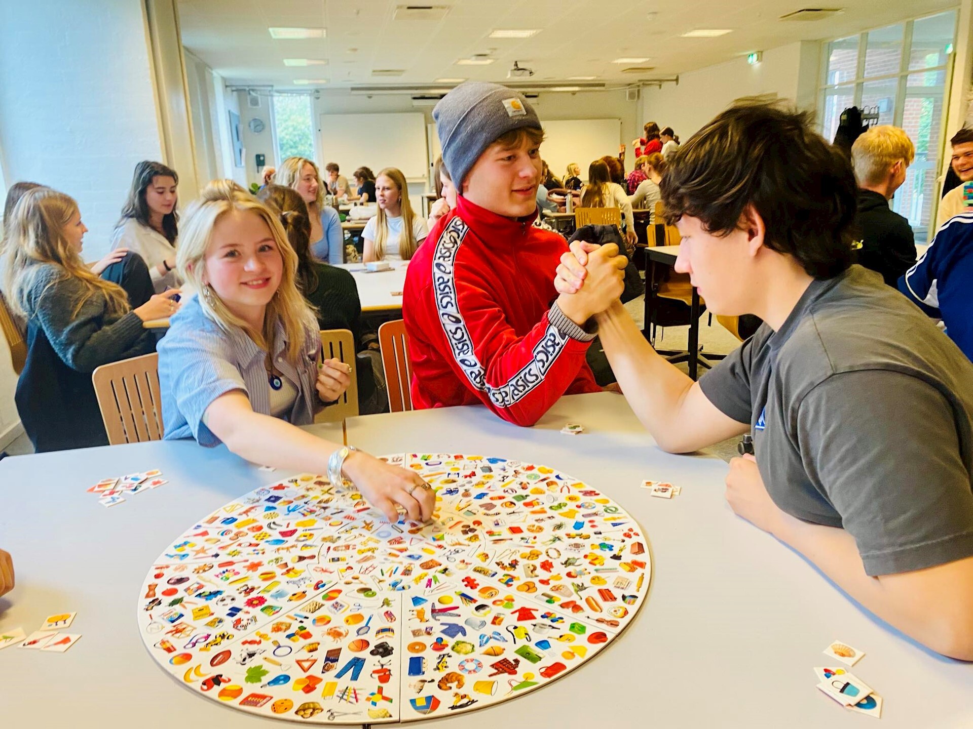 32Bf044b 7933 4C76 A08c 11E7b7d93492