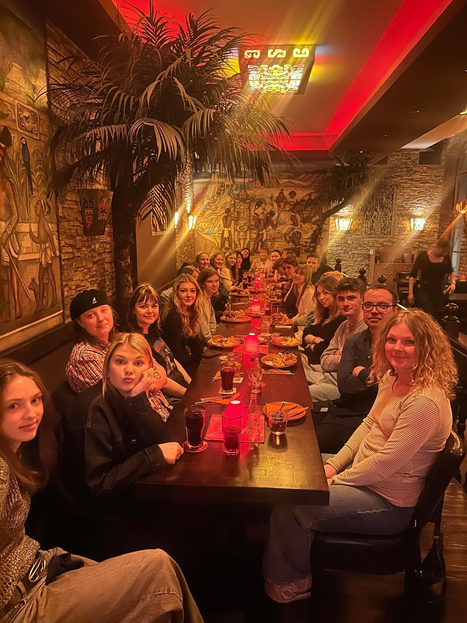 2090Ffe8 1933 445A 9D09 05483Ea5c4b8