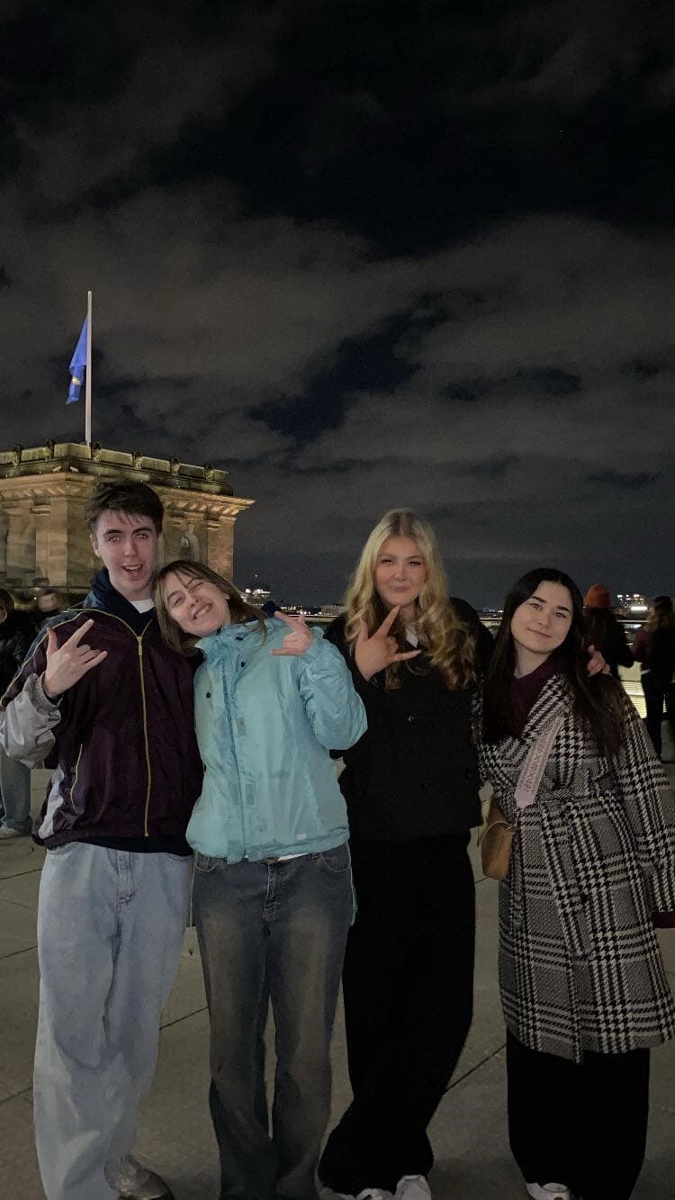 5234Dddd Fbaf 42E5 Ad3b F12964896035