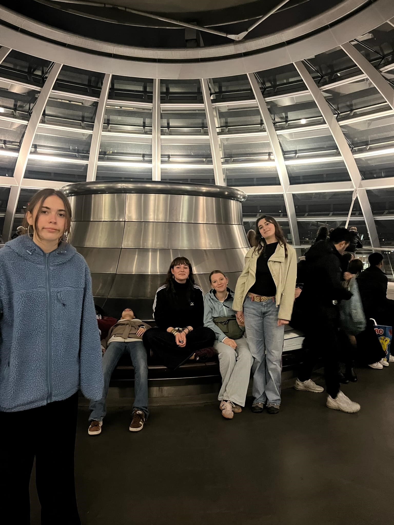 F60ed8ed 2060 4E72 Bcf0 187C81738b8d