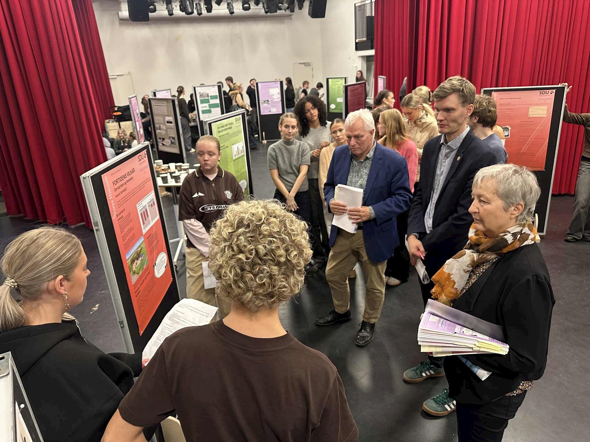 8d38d3f5 c2dc 494f 8132 505d13dd477a